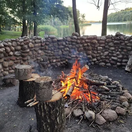 Przystan Narie